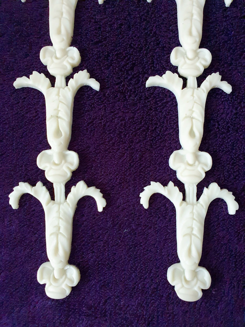 3 DECORATIVE LOUIS XVI STYLE PLASTIC ORNATE WALL MIRROR MOULDING DECORATION (No152)