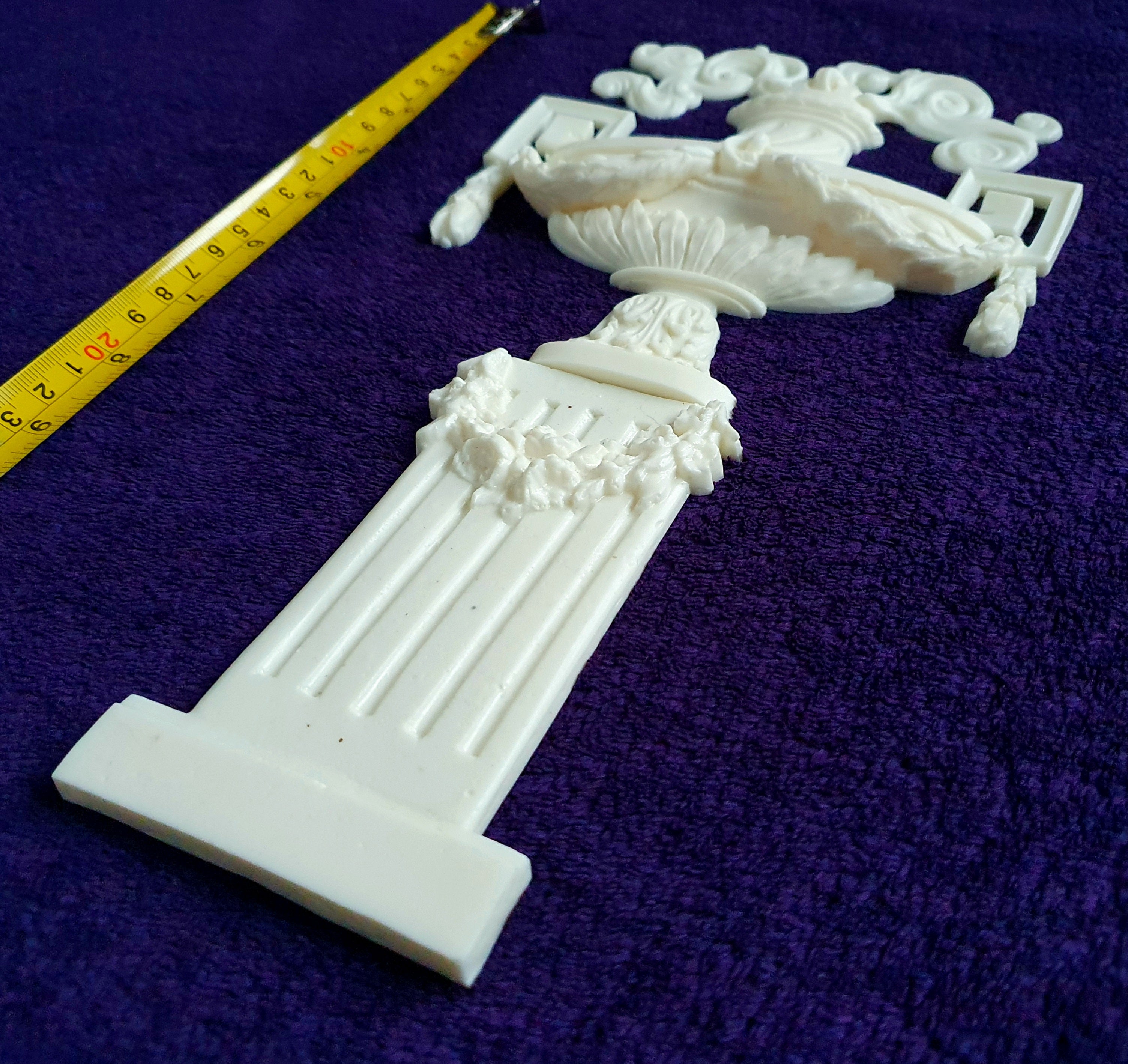 LARGE LOUIS XVI URN PLASTIC ORNATE WALL MIRROR MOULDING DECORATION (No151)