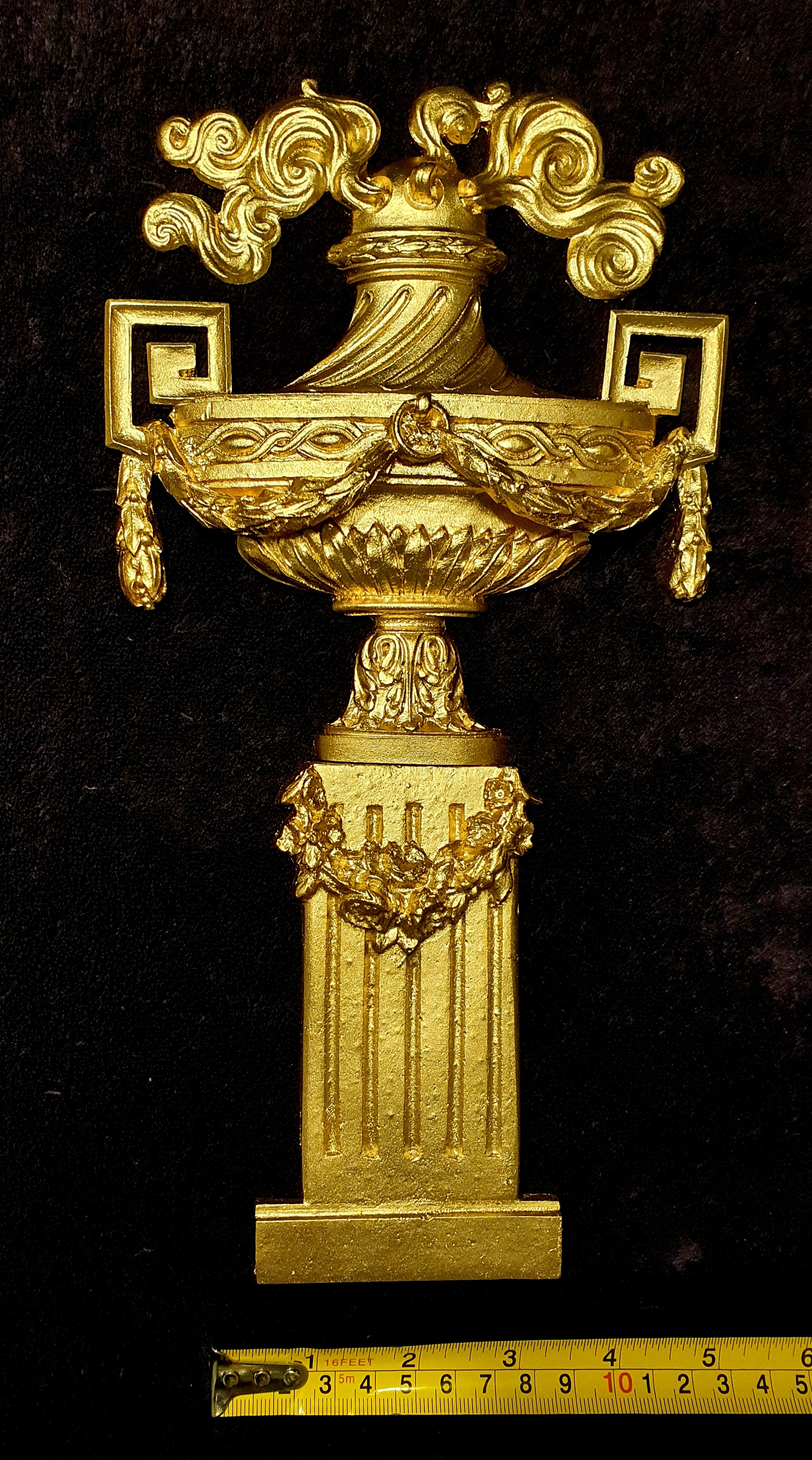 LARGE LOUIS XVI URN PLASTIC ORNATE WALL MIRROR MOULDING DECORATION (No151)