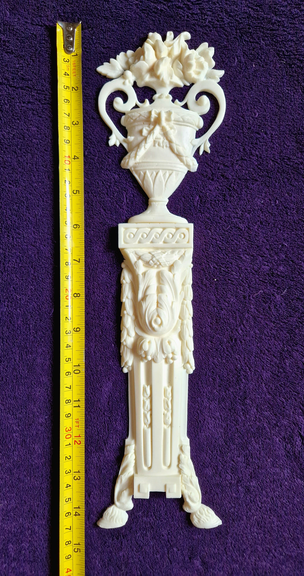DECORATIVE PLASTIC MOULDING LOUIS XVI ANTIQUE STYLE APPLIQUE GILT WHITE WALL DECORATION (No162)
