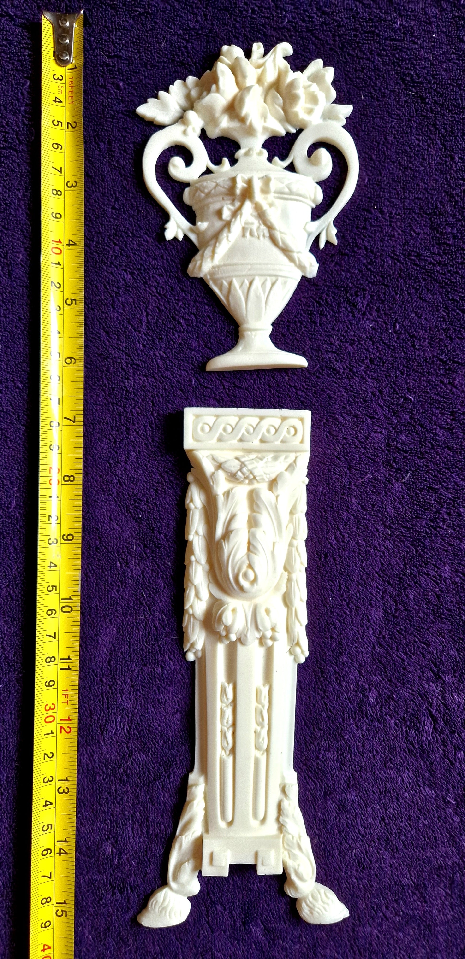 DECORATIVE PLASTIC MOULDING LOUIS XVI ANTIQUE STYLE APPLIQUE GILT WHITE WALL DECORATION (No162)