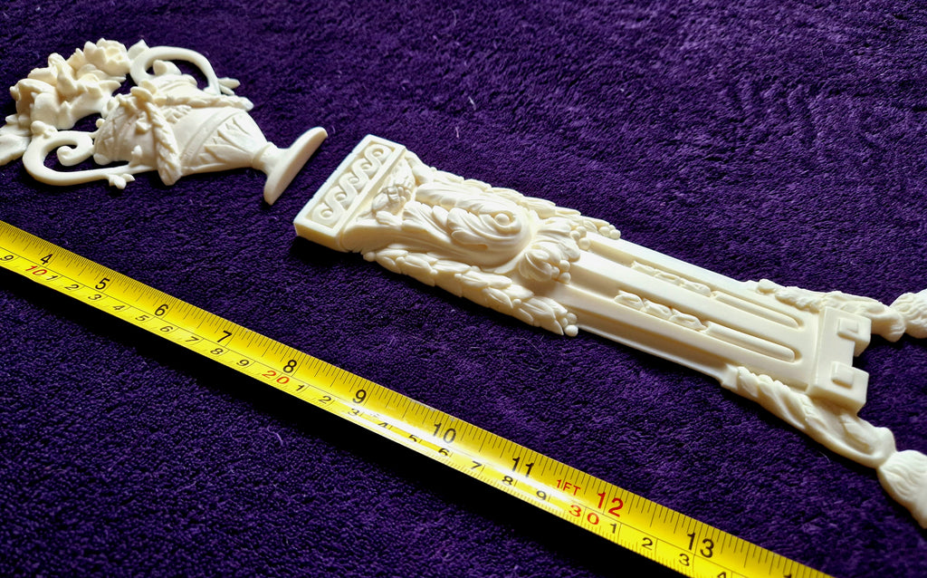 DECORATIVE PLASTIC MOULDING LOUIS XVI ANTIQUE STYLE APPLIQUE GILT WHITE WALL DECORATION (No162)
