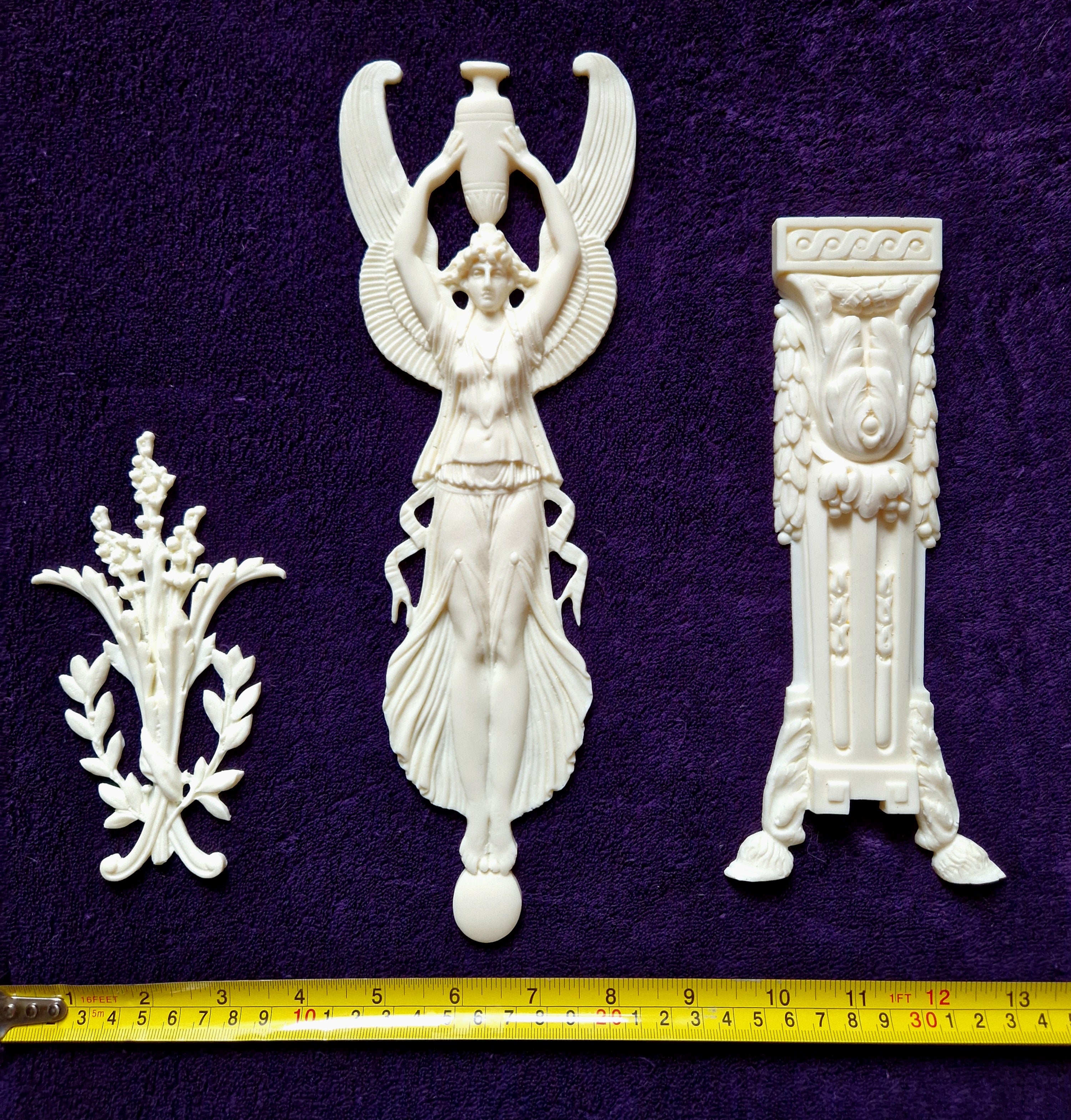 DECORATIVE PLASTIC MOULDING LOUIS XVI ANTIQUE STYLE APPLIQUE GILT WHITE WALL DECORATION (No164)
