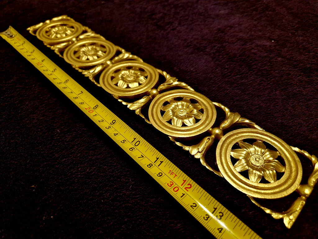 LARGE LOUIS XVI URN PLASTIC ORNATE WALL MIRROR MOULDING DECORATION (No156)