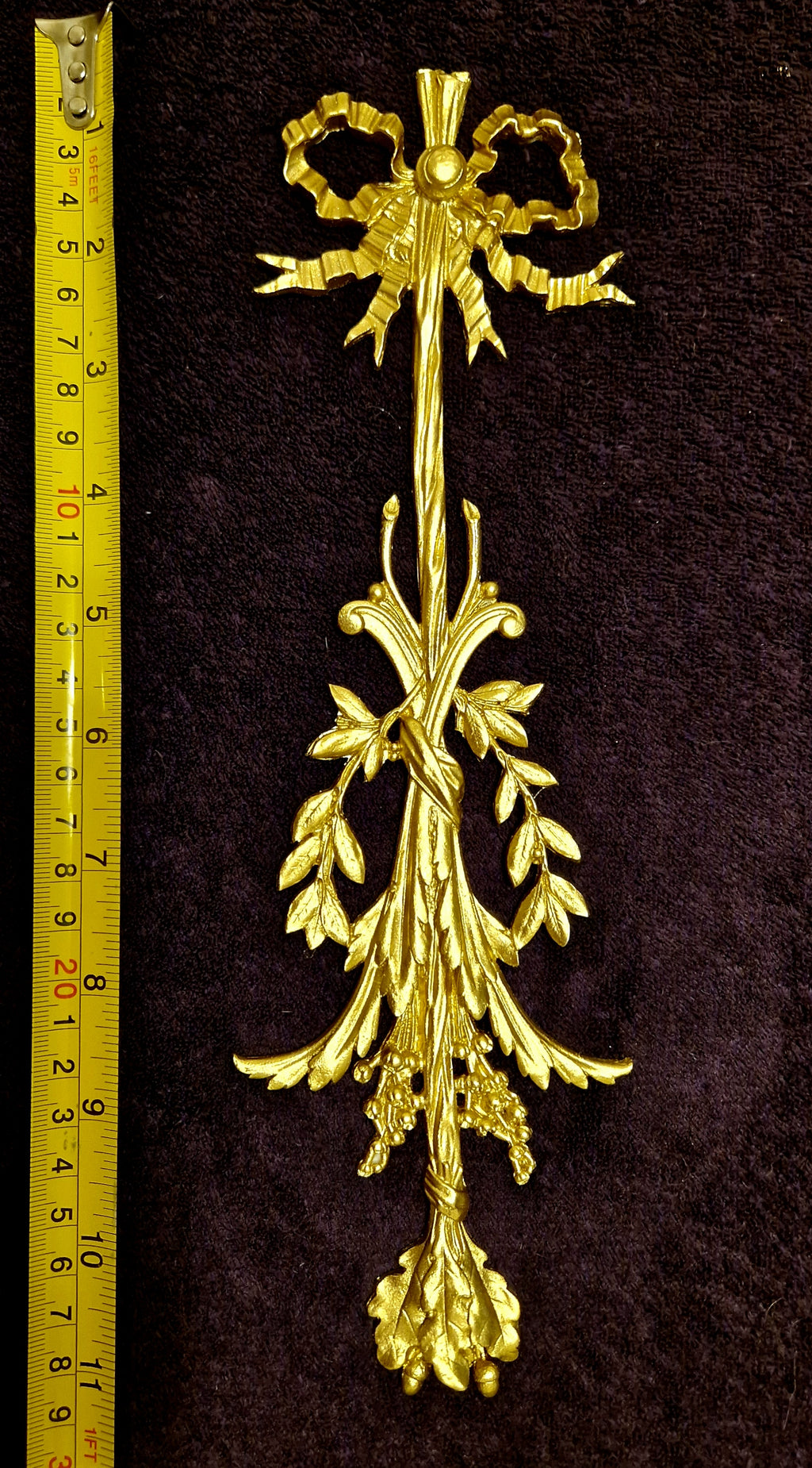 DECORATIVE PLASTIC MOULDING LOUIS XVI ANTIQUE STYLE APPLIQUE GILT WHITE WALL DECORATION (No157)