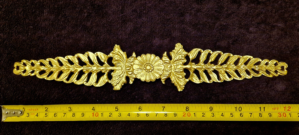DECORATIVE PLASTIC MOULDING LOUIS XVI ANTIQUE STYLE APPLIQUE GILT WHITE WALL DECORATION (No159)
