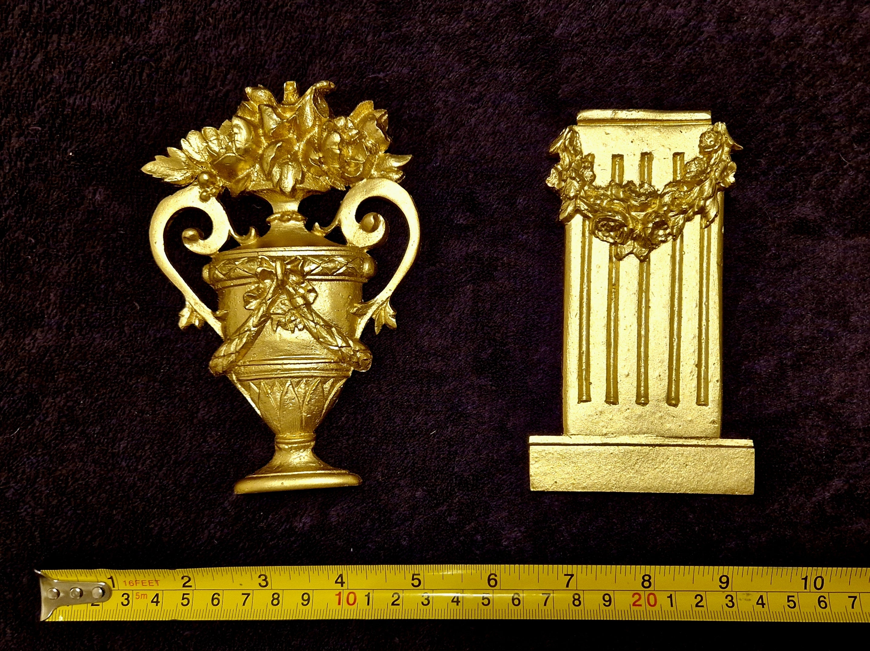 DECORATIVE PLASTIC MOULDING LOUIS XVI ANTIQUE STYLE APPLIQUE GILT WHITE WALL DECORATION (No161)
