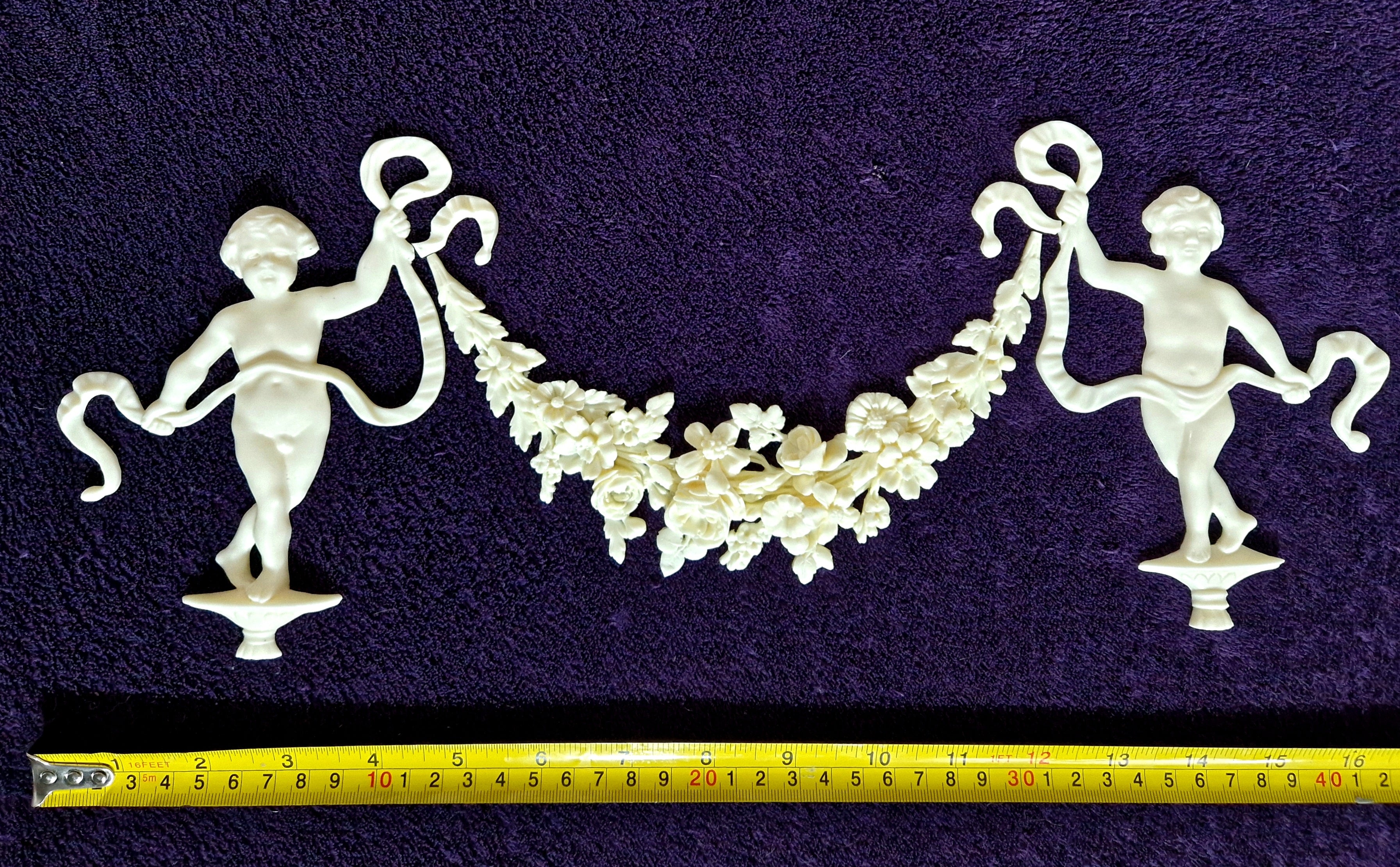 DECORATIVE RESIN PEDIMENT LOUIS XVI CHERUBS FLORAL APPLIQUE GILT WHITE DECORATION (No170)