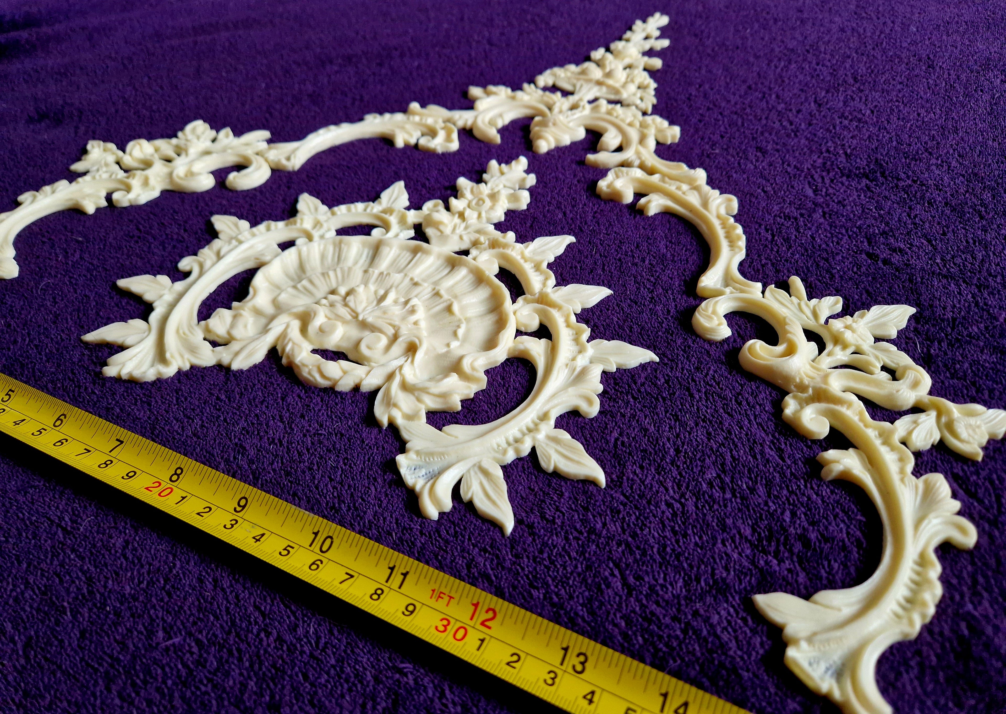 LARGE DECORATIVE PLASTIC PANEL PEDIMENT LOUIS XV APPLIQUE GILT WHITE DECORATION (No174)