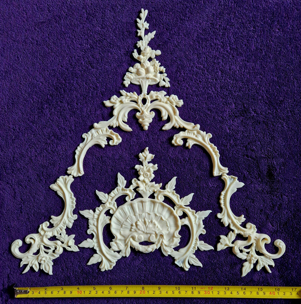 LARGE DECORATIVE PLASTIC PANEL PEDIMENT LOUIS XV APPLIQUE GILT WHITE DECORATION (No174)