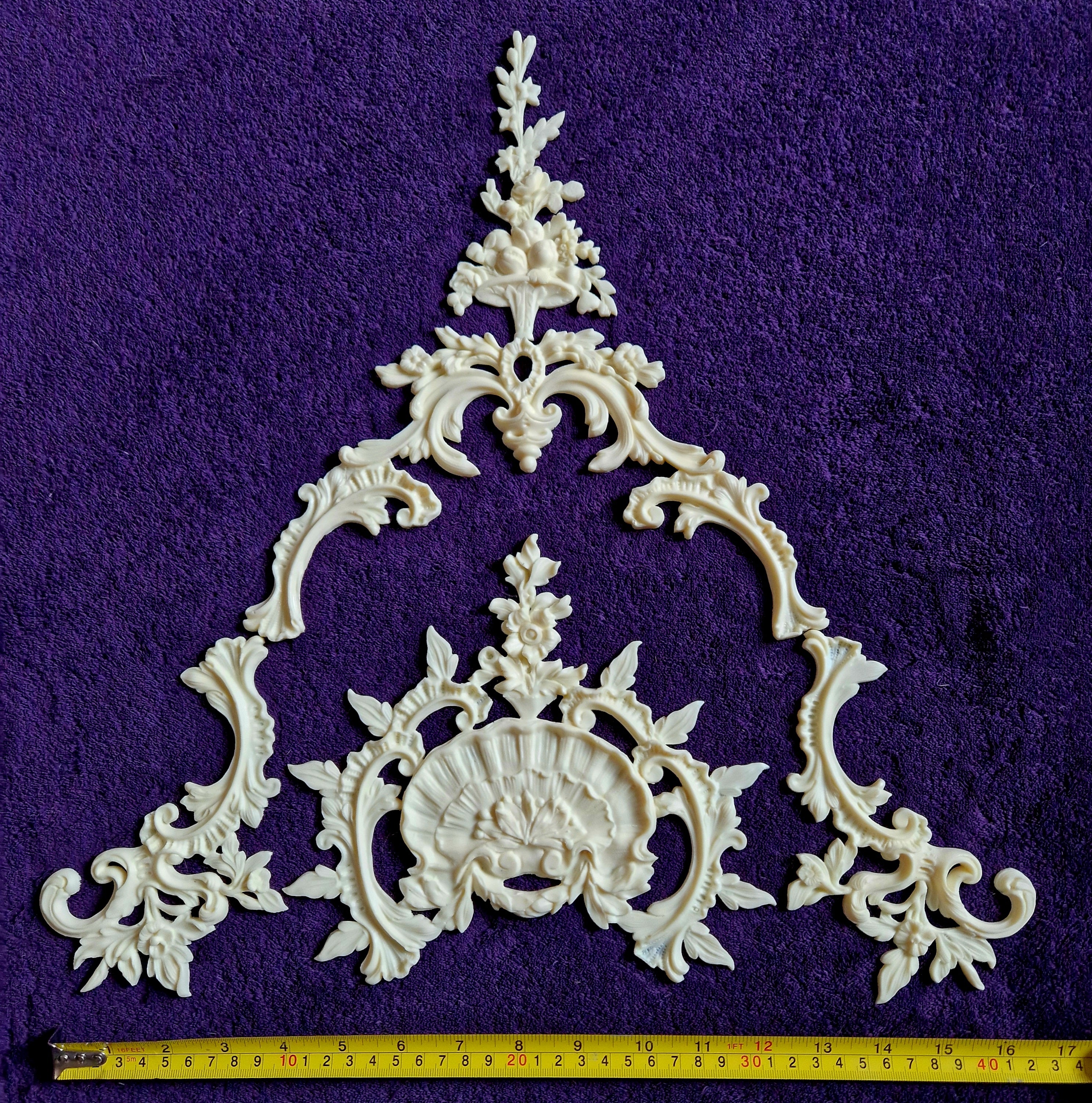 LARGE DECORATIVE PLASTIC PANEL PEDIMENT LOUIS XV APPLIQUE GILT WHITE DECORATION (No174)