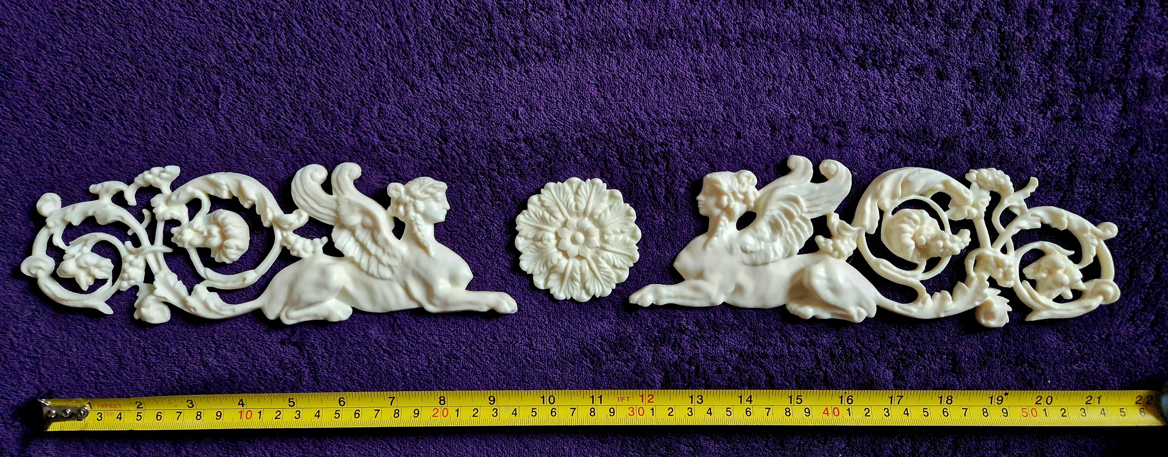 DECORATIVE PLASTIC MOULDING LOUIS XVI ANTIQUE STYLE APPLIQUE GILT WHITE WALL DECORATION (No166)