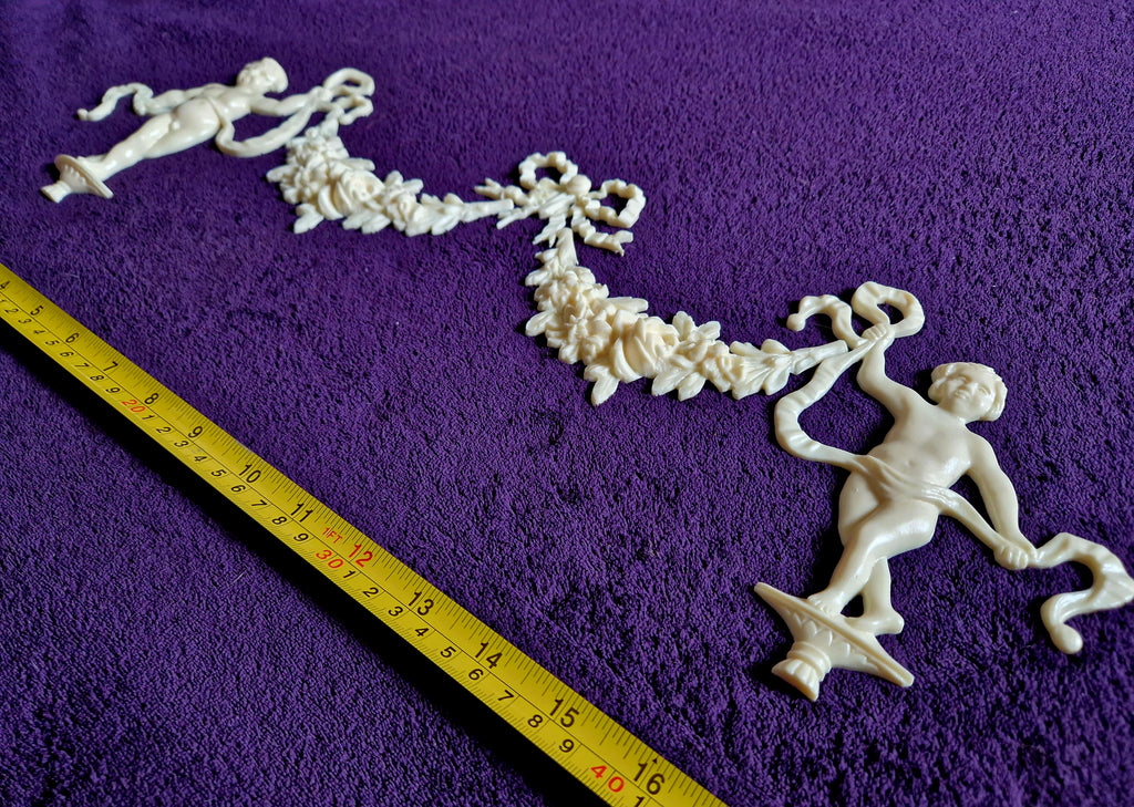 DECORATIVE RESIN PEDIMENT LOUIS XVI CHERUBS FLORAL APPLIQUE GILT WHITE DECORATION (No168)