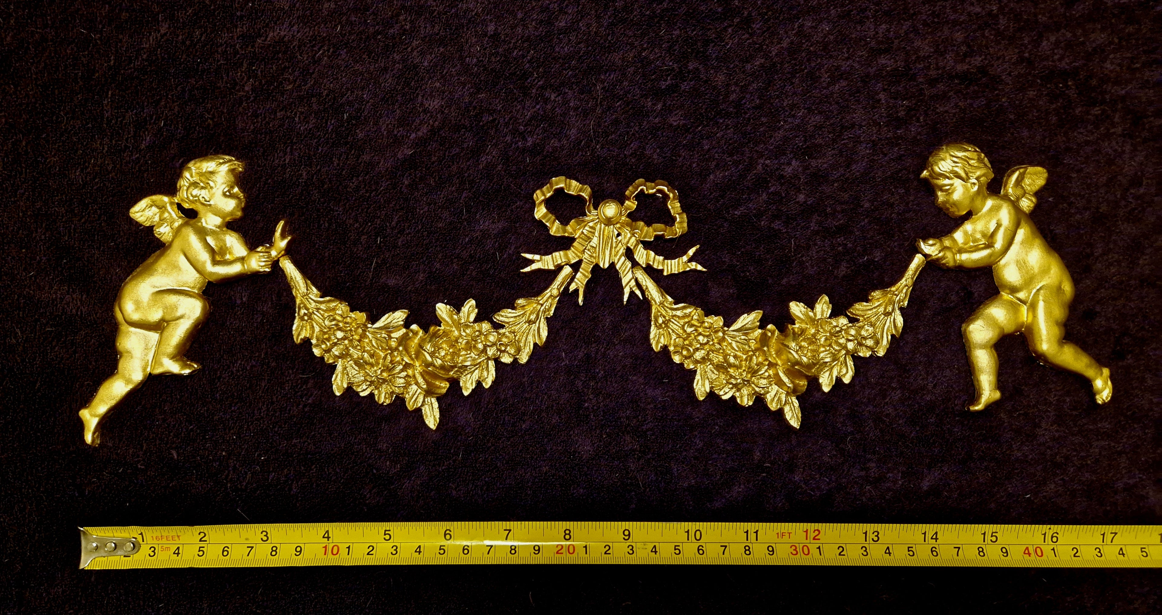 DECORATIVE RESIN PEDIMENT LOUIS XVI CHERUBS FLORAL APPLIQUE GILT WHITE DECORATION (No171)