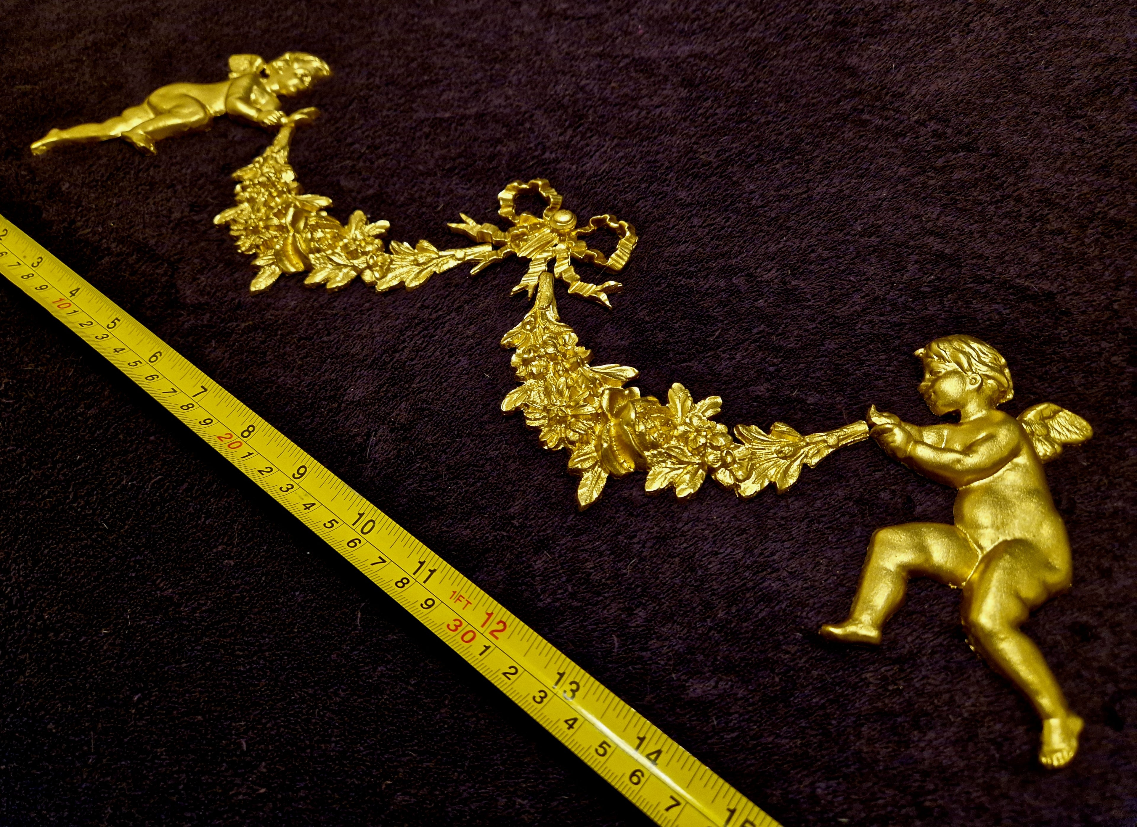 DECORATIVE RESIN PEDIMENT LOUIS XVI CHERUBS FLORAL APPLIQUE GILT WHITE DECORATION (No171)