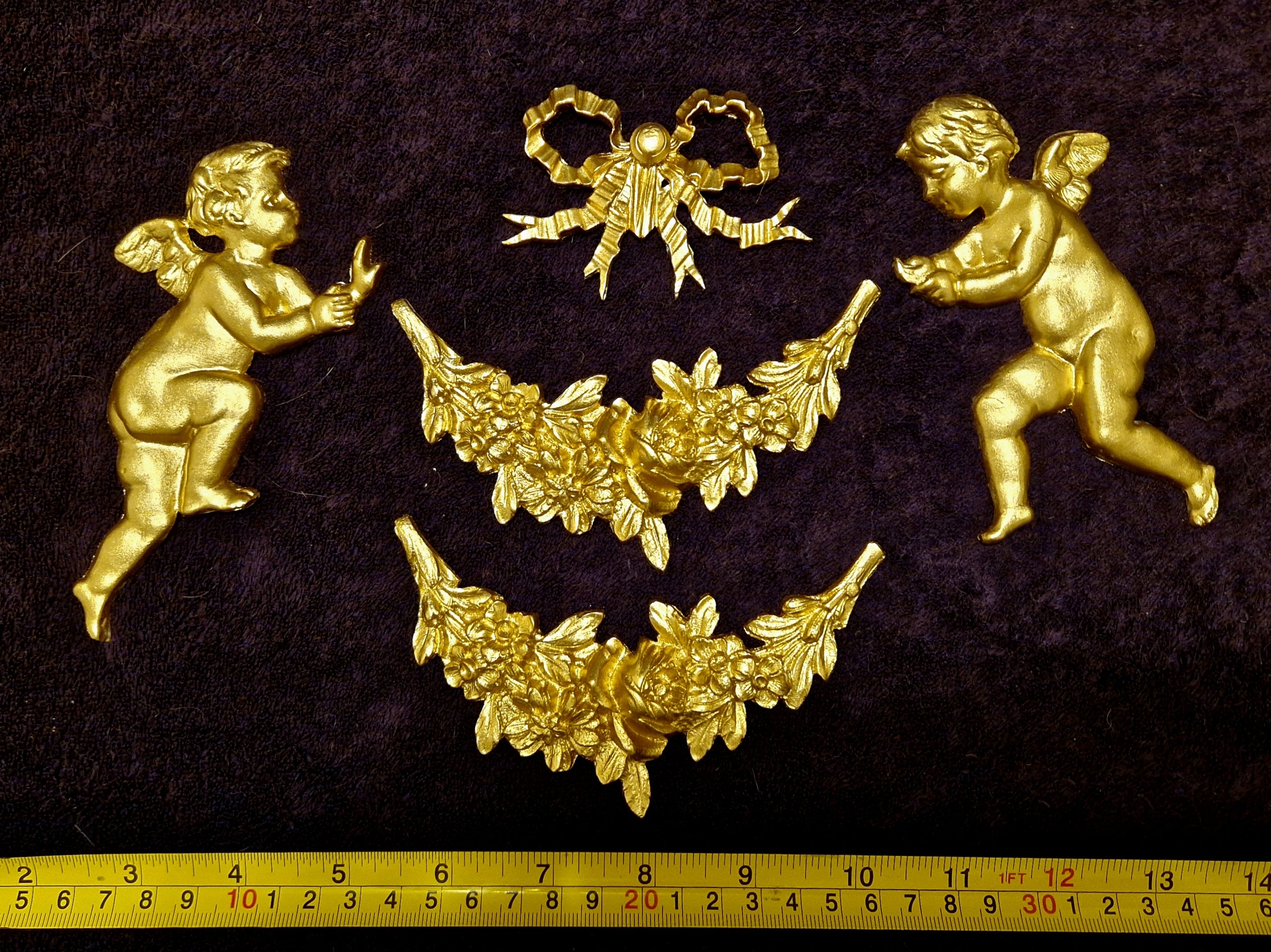 DECORATIVE RESIN PEDIMENT LOUIS XVI CHERUBS FLORAL APPLIQUE GILT WHITE DECORATION (No171)