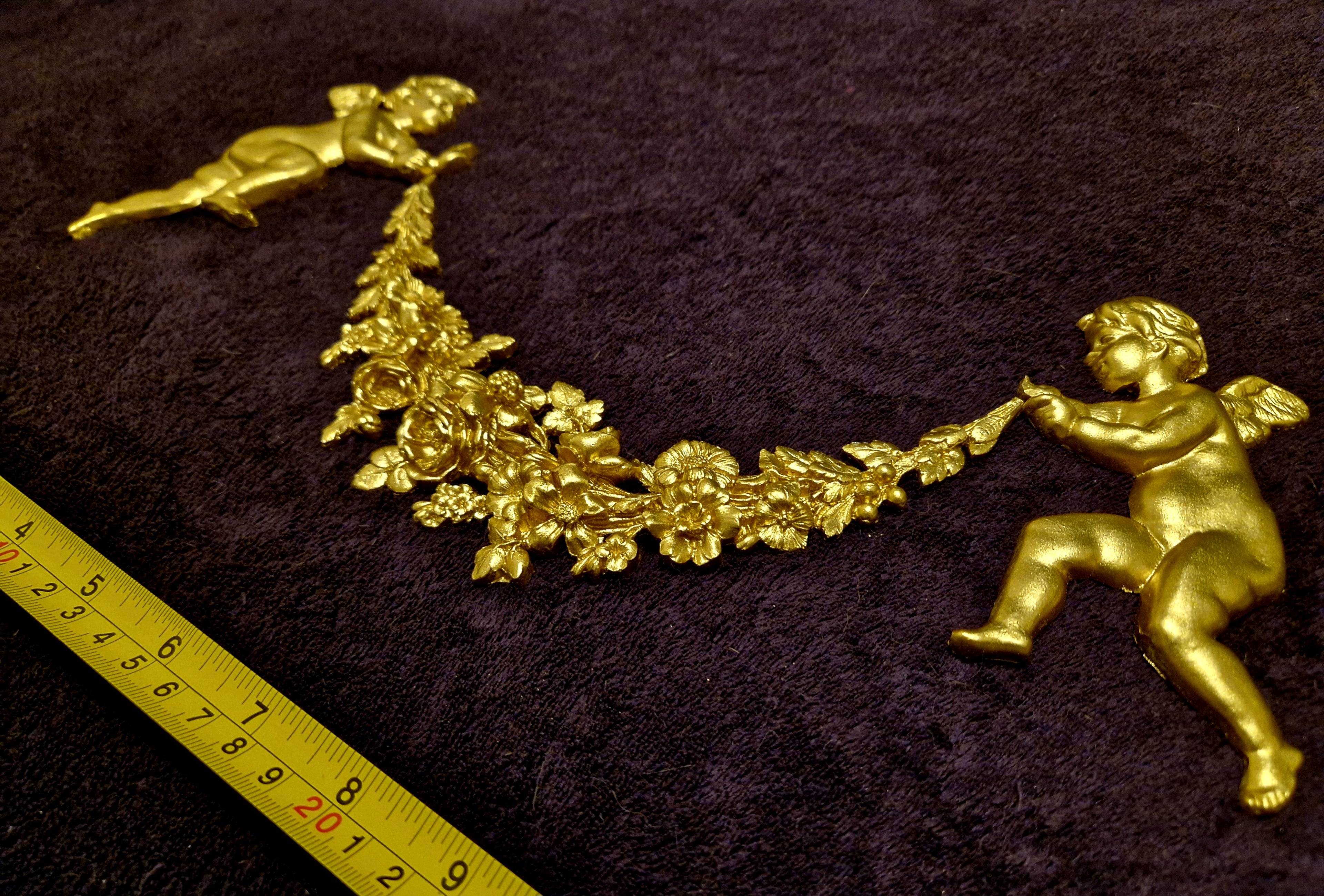 DECORATIVE RESIN PEDIMENT LOUIS XVI CHERUBS FLORAL APPLIQUE GILT WHITE DECORATION (No173)