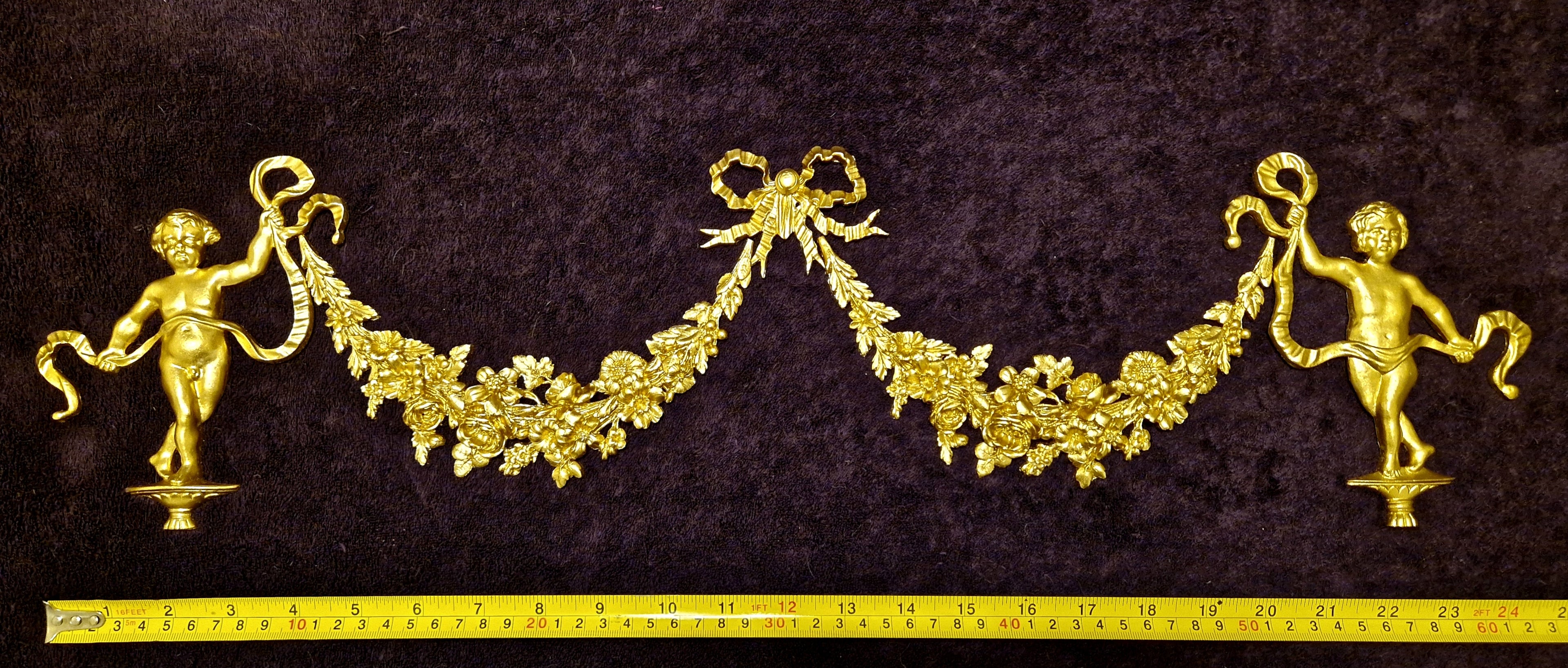 DECORATIVE RESIN PEDIMENT LOUIS XVI CHERUBS FLORAL APPLIQUE GILT WHITE DECORATION (No169)