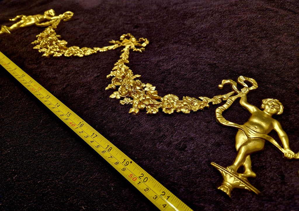 DECORATIVE RESIN PEDIMENT LOUIS XVI CHERUBS FLORAL APPLIQUE GILT WHITE DECORATION (No169)