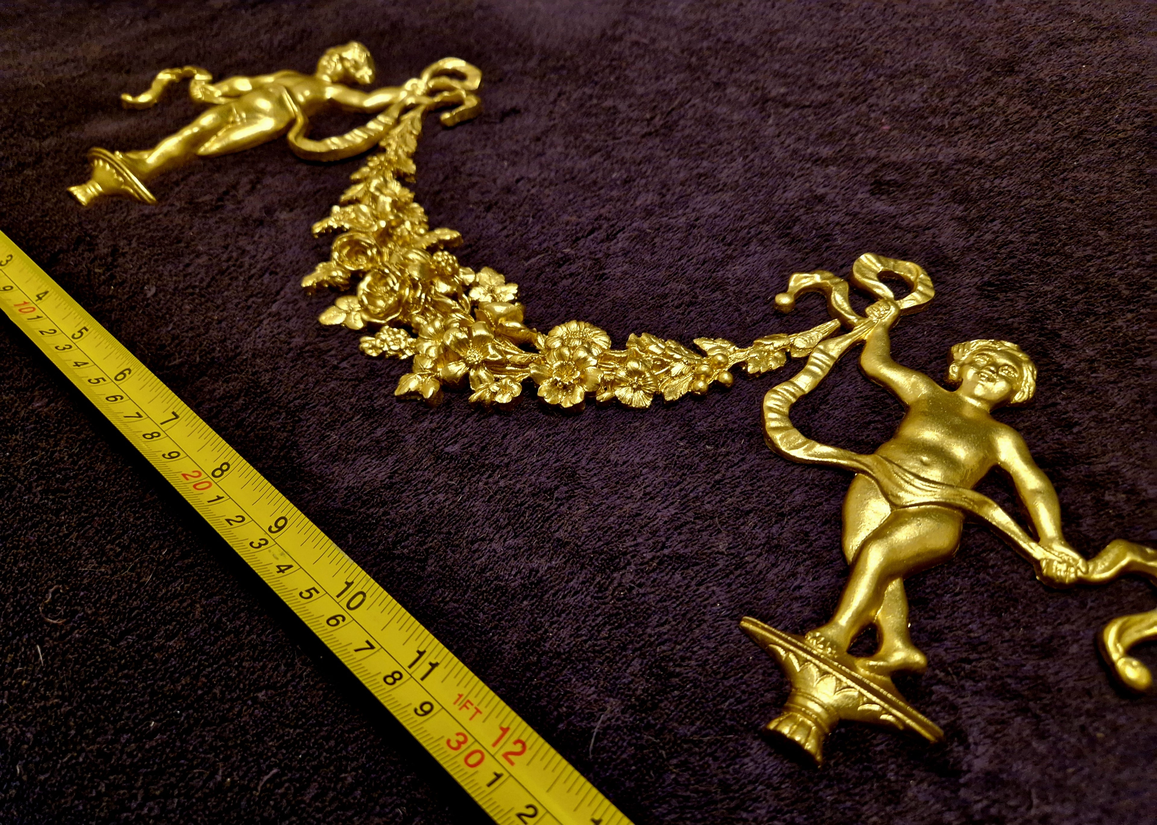 DECORATIVE RESIN PEDIMENT LOUIS XVI CHERUBS FLORAL APPLIQUE GILT WHITE DECORATION (No170)