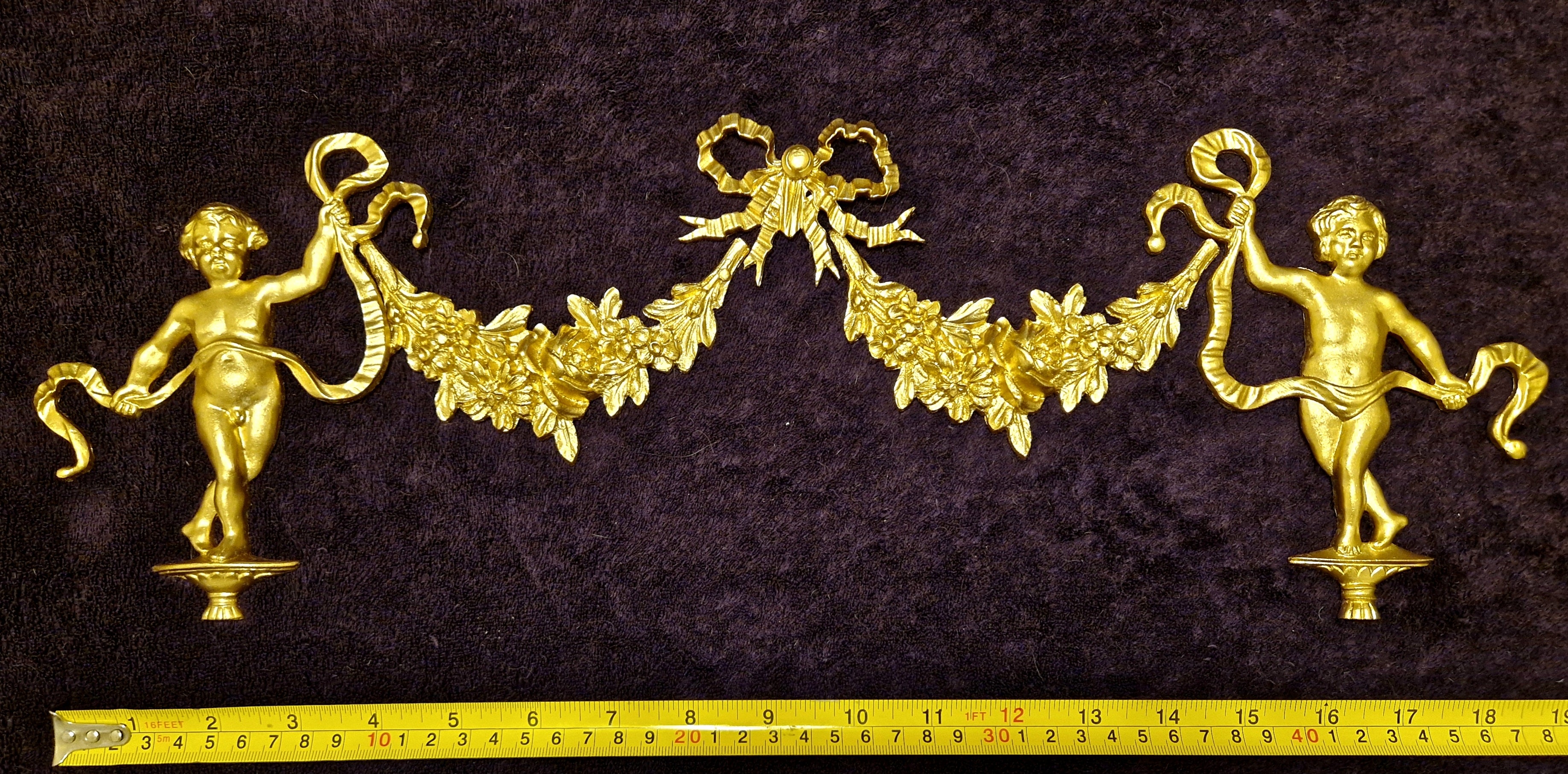 DECORATIVE RESIN PEDIMENT LOUIS XVI CHERUBS FLORAL APPLIQUE GILT WHITE DECORATION (No168)