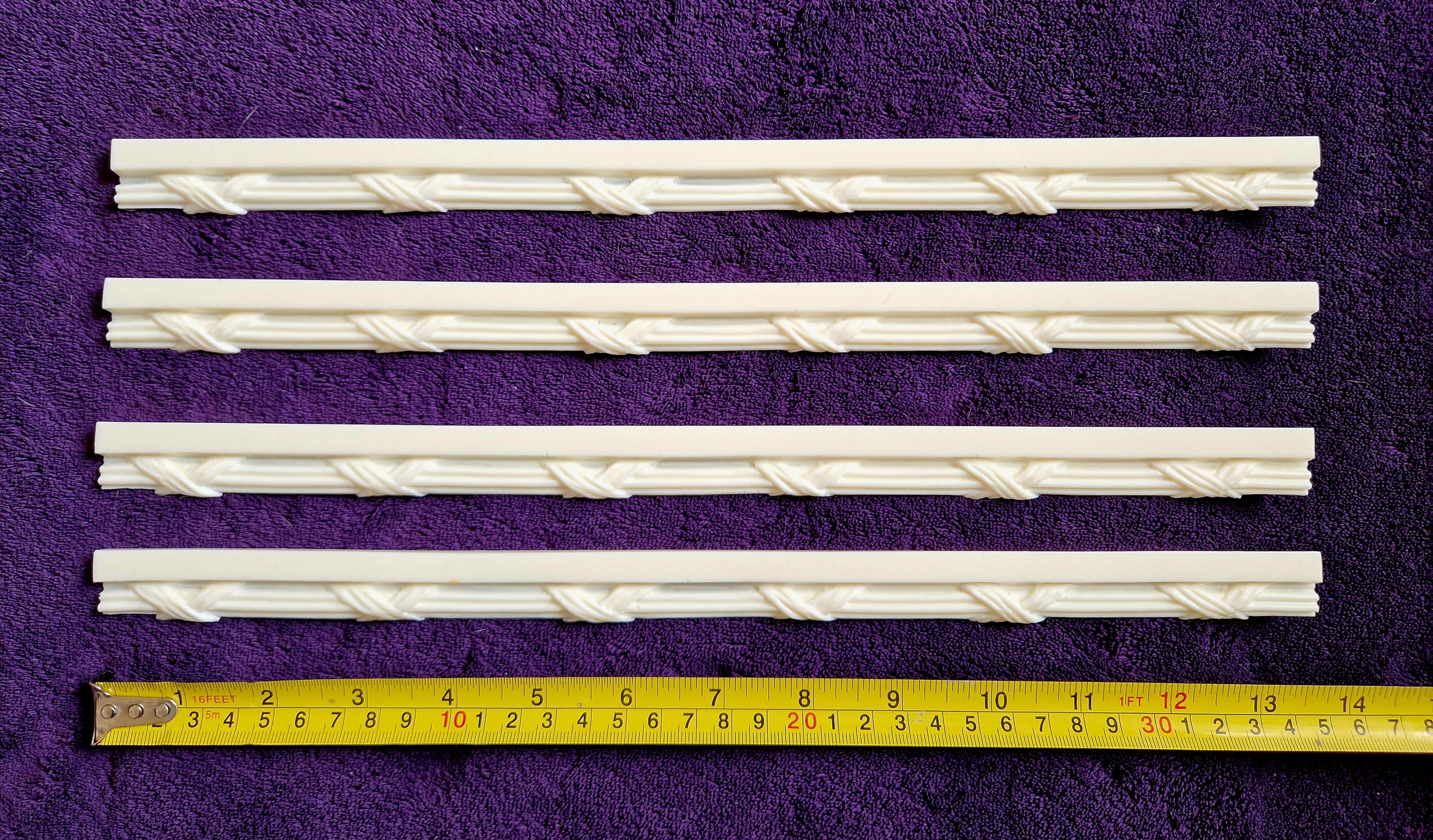 4 PLASTIC DECORATIVE MOULDING STRAIGHT RAIL FRAME DECORATION (179)