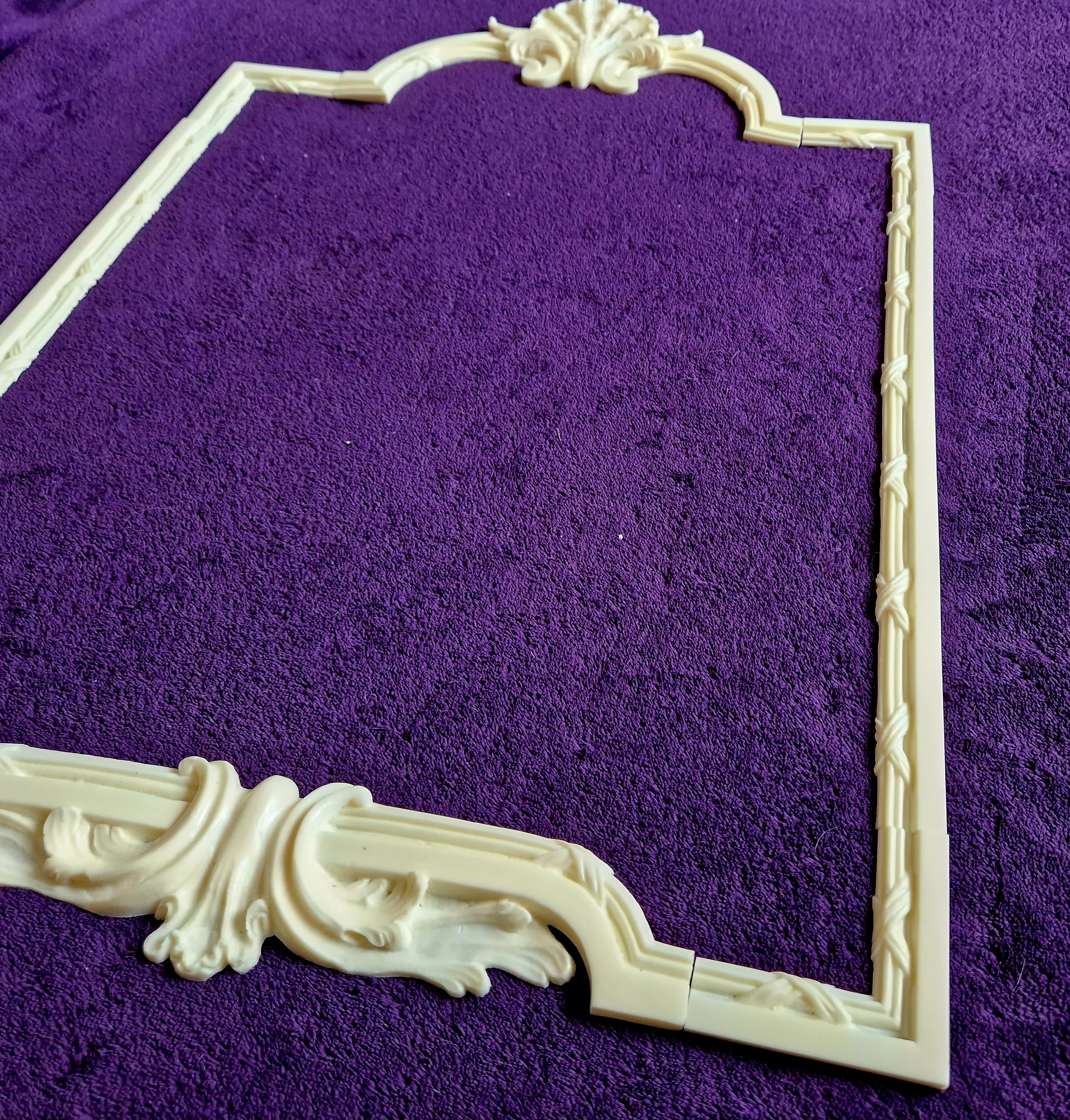 1 LARGE FRAME EMPIRE WALL MOULDING ONLAY APPLIQUE (No178)