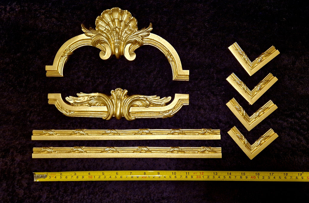 1 LARGE FRAME EMPIRE WALL MOULDING ONLAY APPLIQUE (No178)