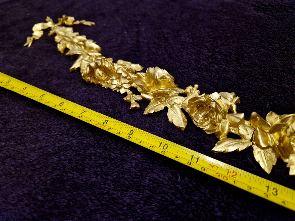 DECORATIVE MOULDING WALL DECORATION RIBBON FLORAL SWAG (No182)