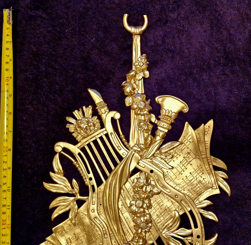 LARGE DECORATIVE PLASTIC PANEL PEDIMENT LOUIS XV APPLIQUE GILT WHITE DECORATION (No183)
