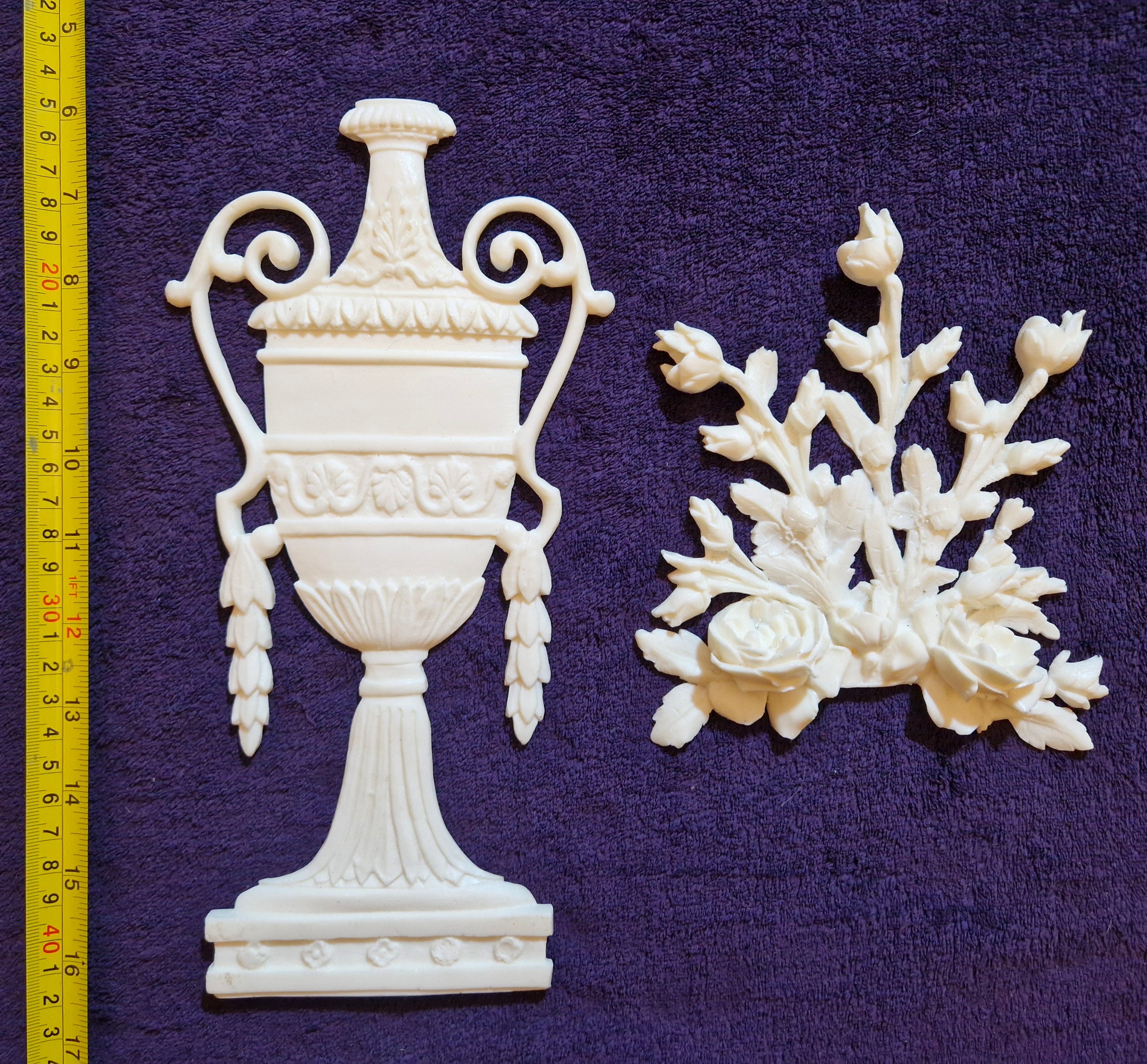 DECORATIVE RESIN PEDIMENT LOUIS XVI CHERUBS FLORAL APPLIQUE GILT WHITE DECORATION (No186)