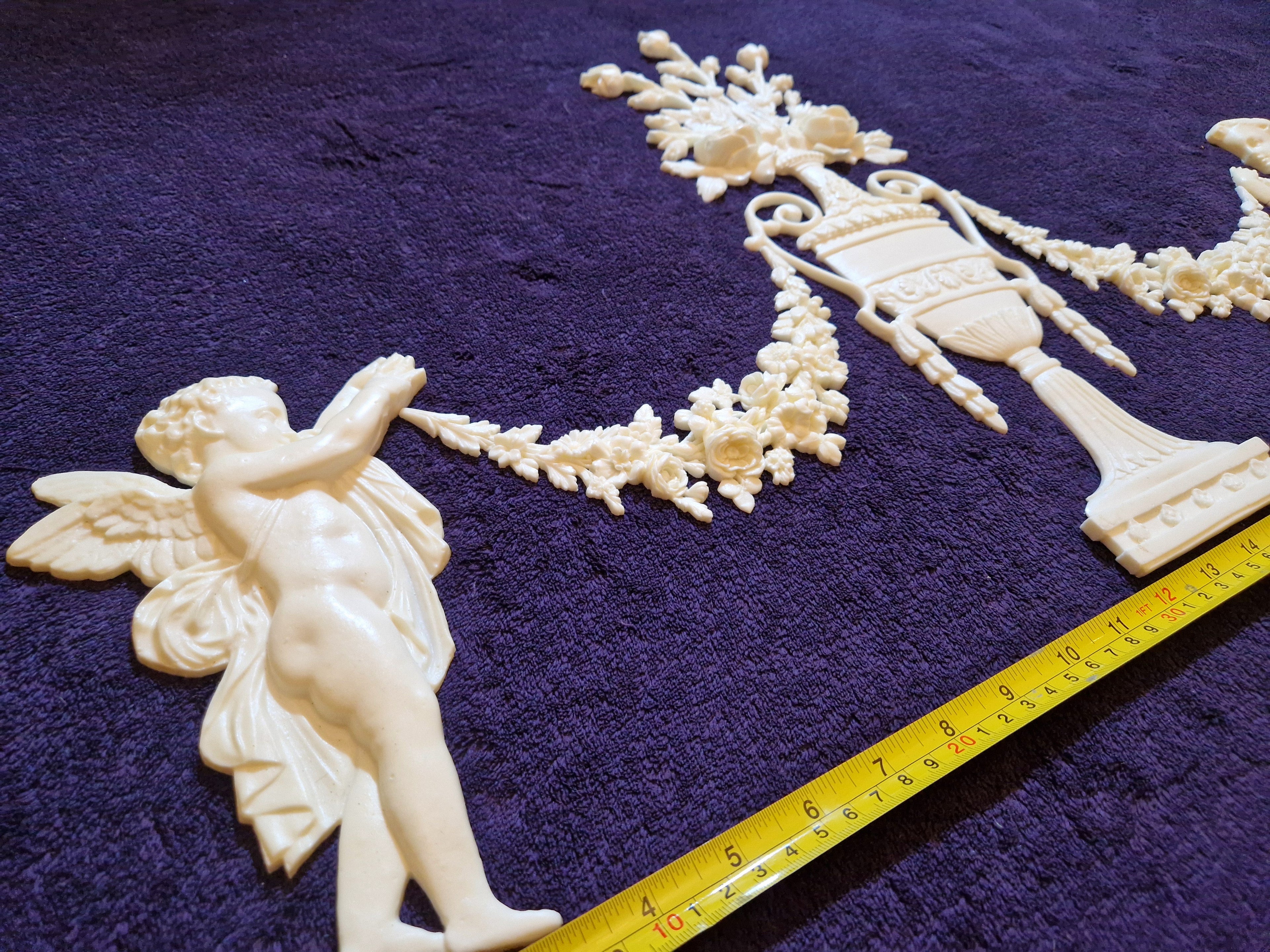 DECORATIVE RESIN PEDIMENT LOUIS XVI CHERUBS FLORAL APPLIQUE GILT WHITE DECORATION (No185)