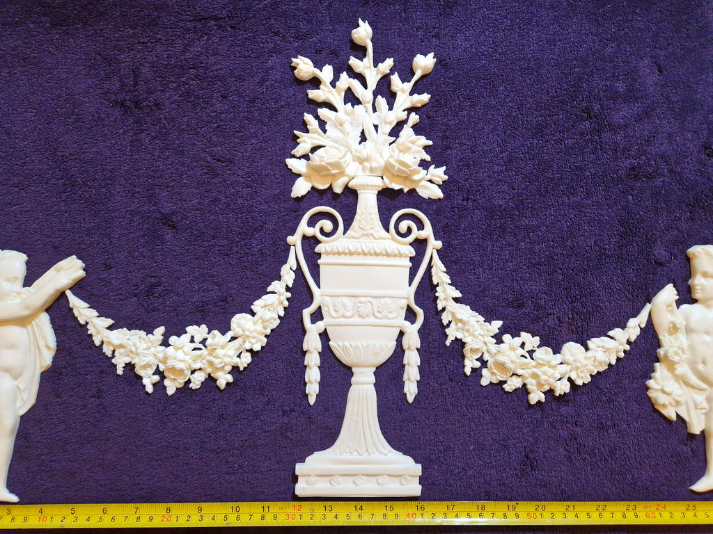 DECORATIVE RESIN PEDIMENT LOUIS XVI CHERUBS FLORAL APPLIQUE GILT WHITE DECORATION (No185)