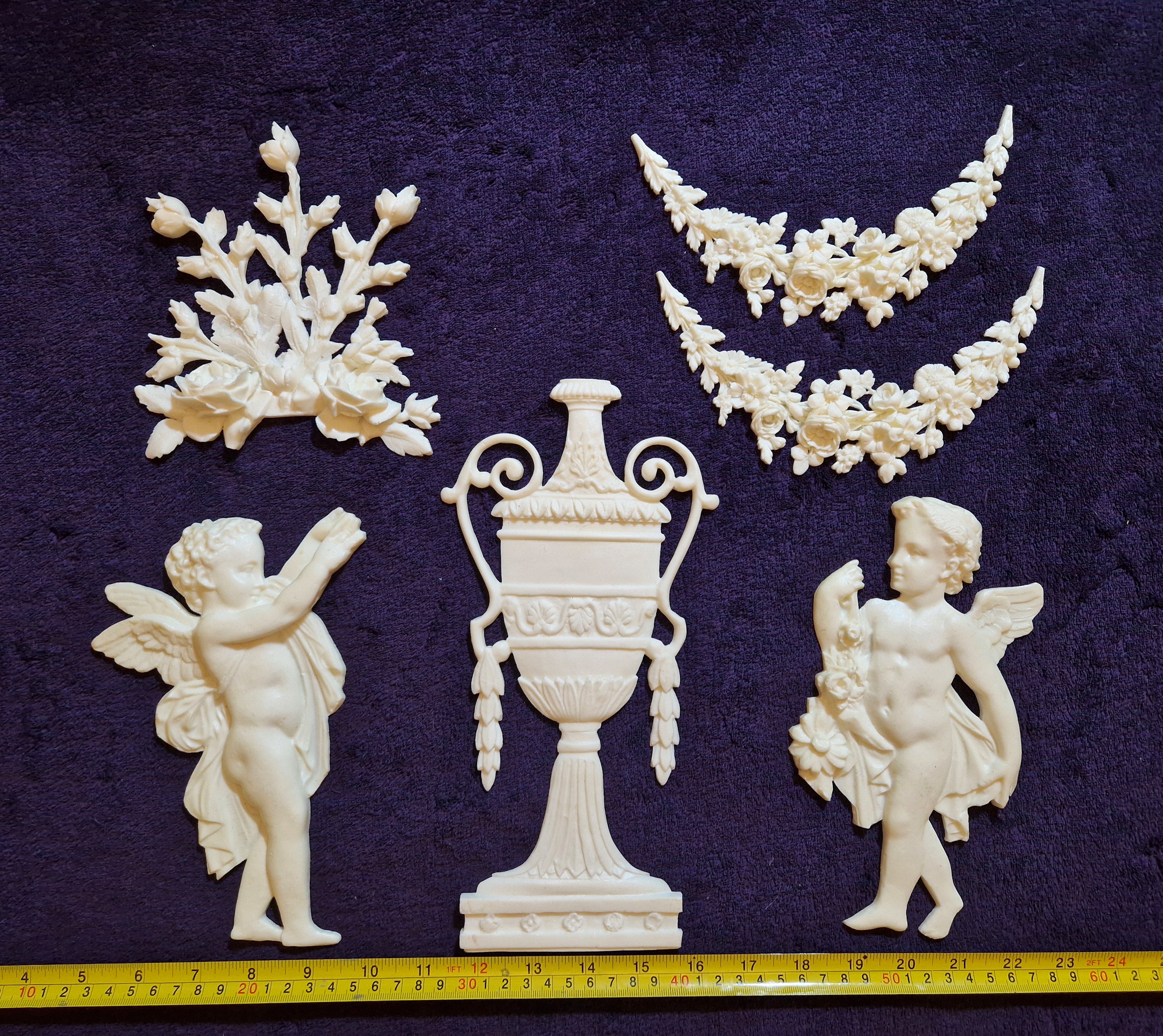 DECORATIVE RESIN PEDIMENT LOUIS XVI CHERUBS FLORAL APPLIQUE GILT WHITE DECORATION (No185)