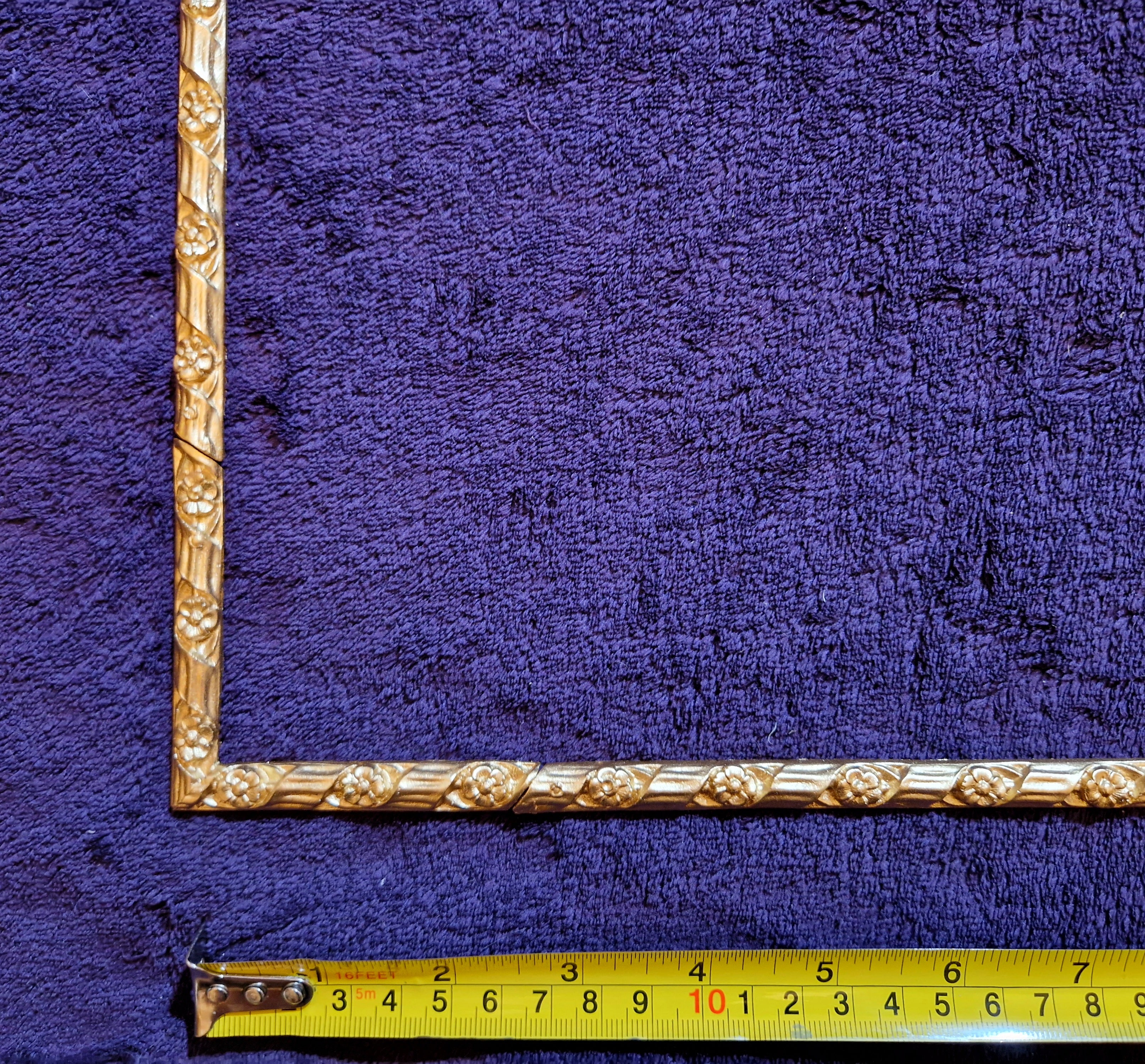 1 LARGE FRAME EMPIRE WALL MOULDING ONLAY APPLIQUE (No188)