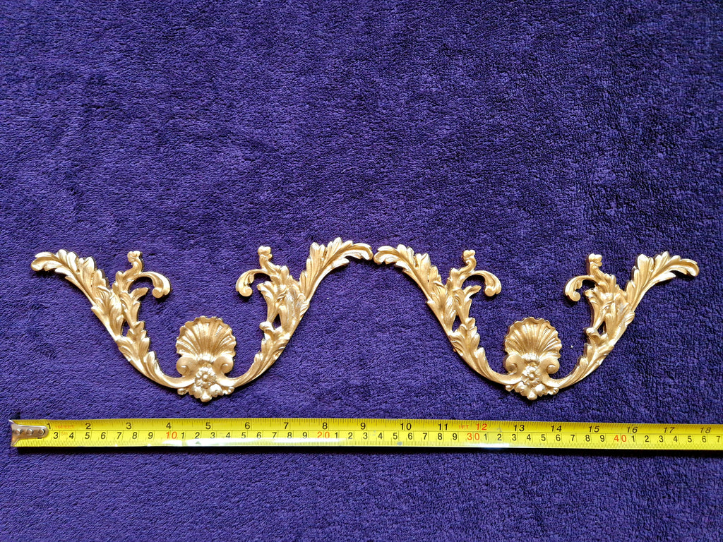 PAIR DECORATIVE MOULDING ANTIQUE STYLE WALL MIRROR DECORATION (No191)
