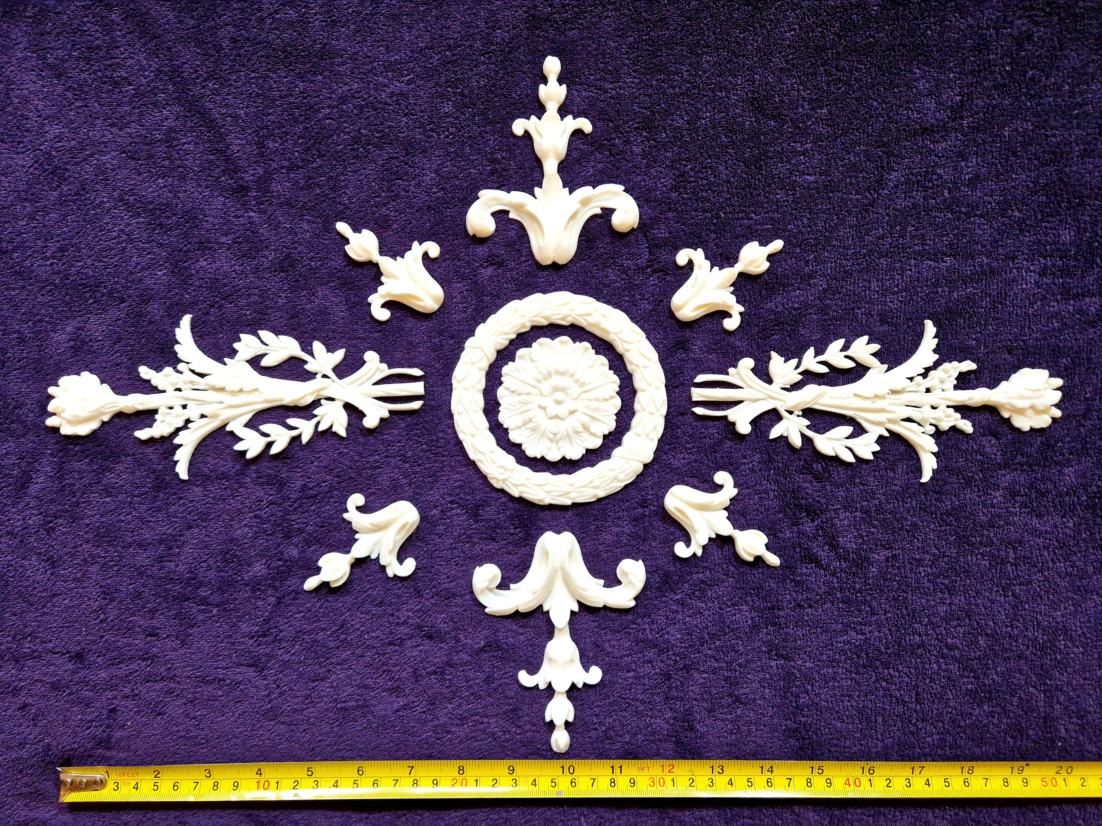 DECORATIVE PLASTIC MOULDING LOUIS XVI ANTIQUE STYLE APPLIQUE GILT WHITE WALL DECORATION (No195)