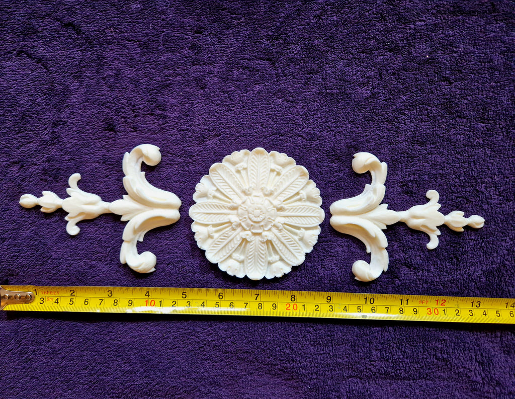DECORATIVE PLASTIC MOULDING LOUIS XVI ANTIQUE STYLE APPLIQUE GILT WHITE WALL DECORATION (No197)