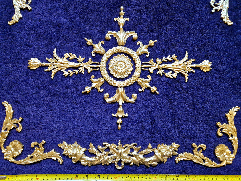 DECORATIVE PLASTIC MOULDING LOUIS XVI ANTIQUE STYLE APPLIQUE GILT WHITE WALL DECORATION (No196)