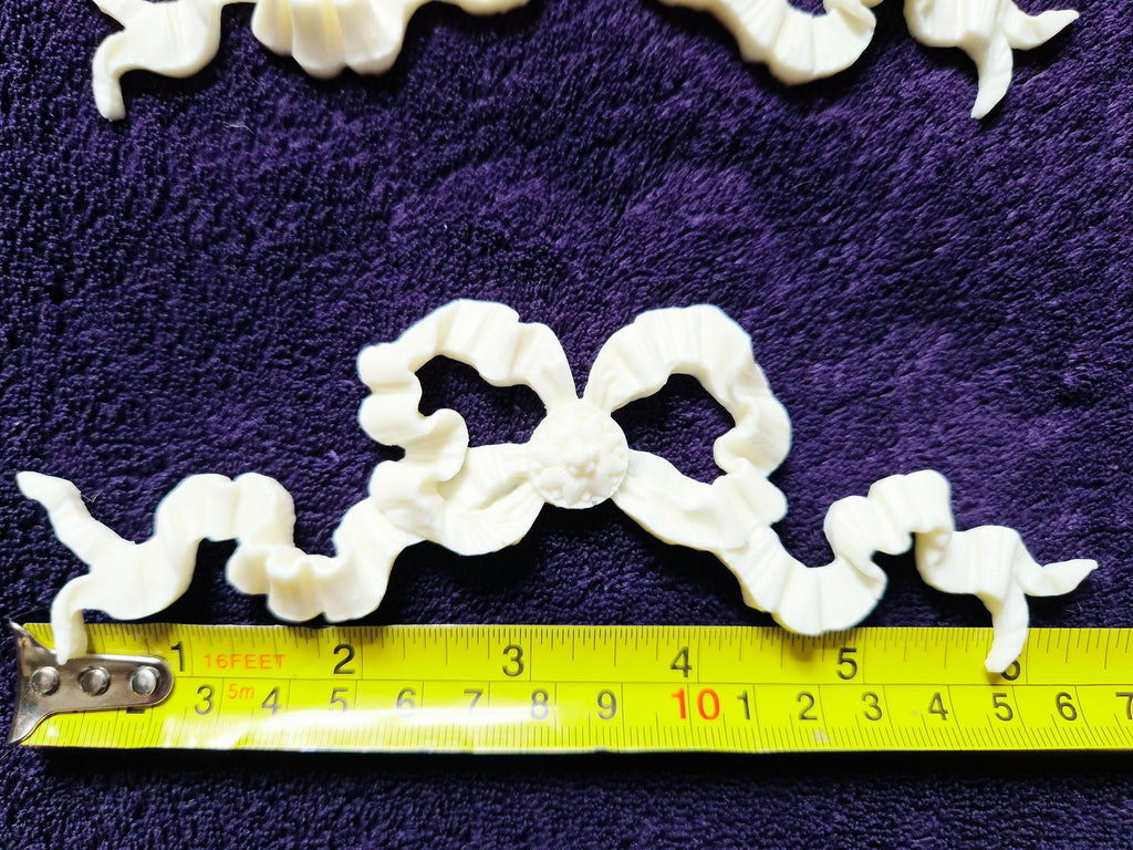 PAIR RIBBON DECORATIVE RESIN PEDIMENT LOUIS XVI APPLIQUE GILT WHITE DECORATION (No202)