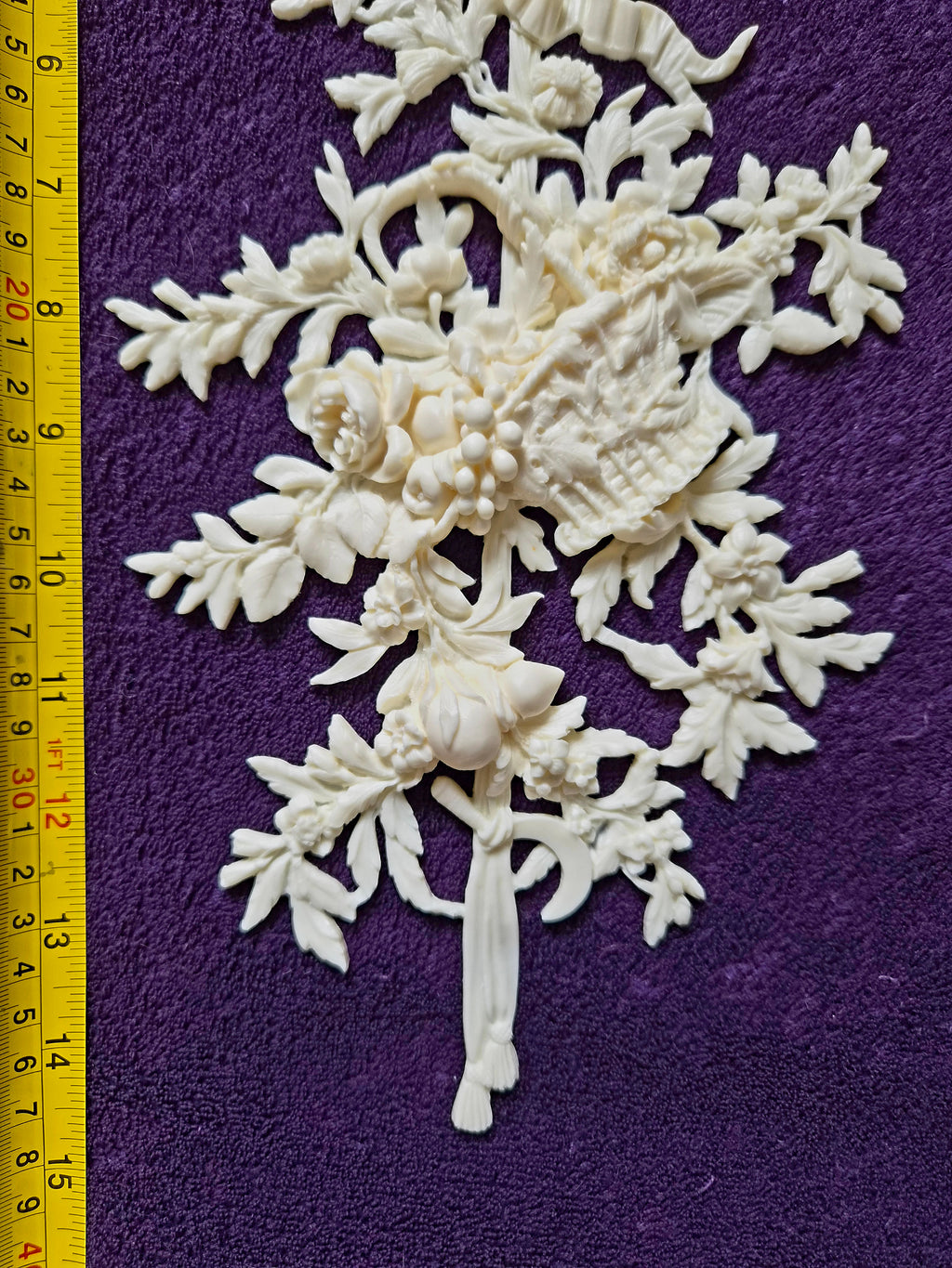 DECORATIVE MOULDING WALL DECORATION RIBBON FLORAL SWAG DROP (No203)