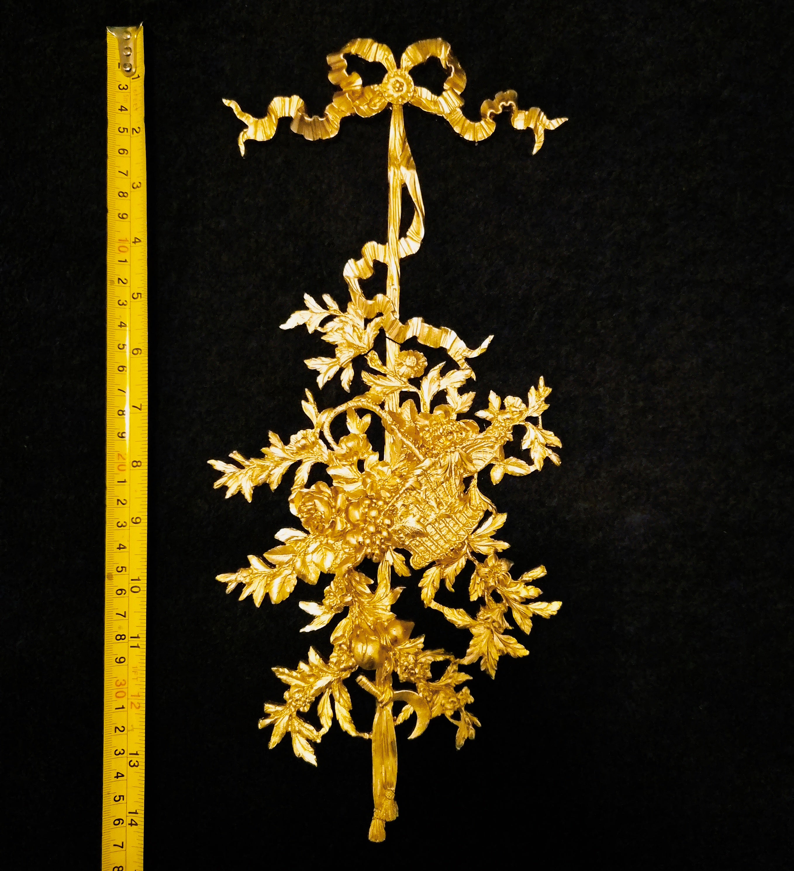 DECORATIVE MOULDING WALL DECORATION RIBBON FLORAL SWAG DROP (No203)