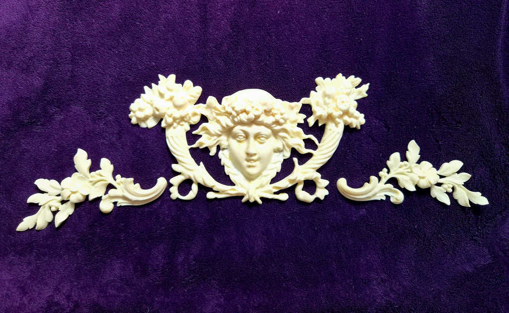 ORNATE ANTIQUE STYLE WALL ONLAY MIRROR MOULDING DECORATION (No205)