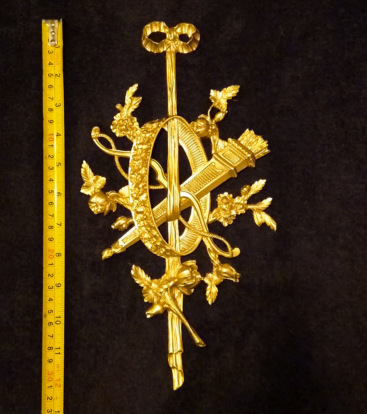 SMALL DECORATIVE PLASTIC PANEL PEDIMENT LOUIS XV APPLIQUE GILT WHITE DECORATION (No208)